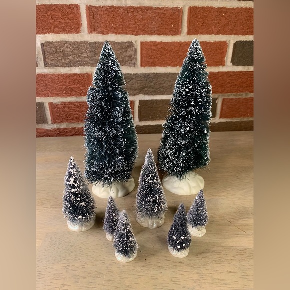 Lot of 8 Lemax Flocked Village Christmas Pine Trees‎ Forest Small, Med, & Large - Picture 1 of 11